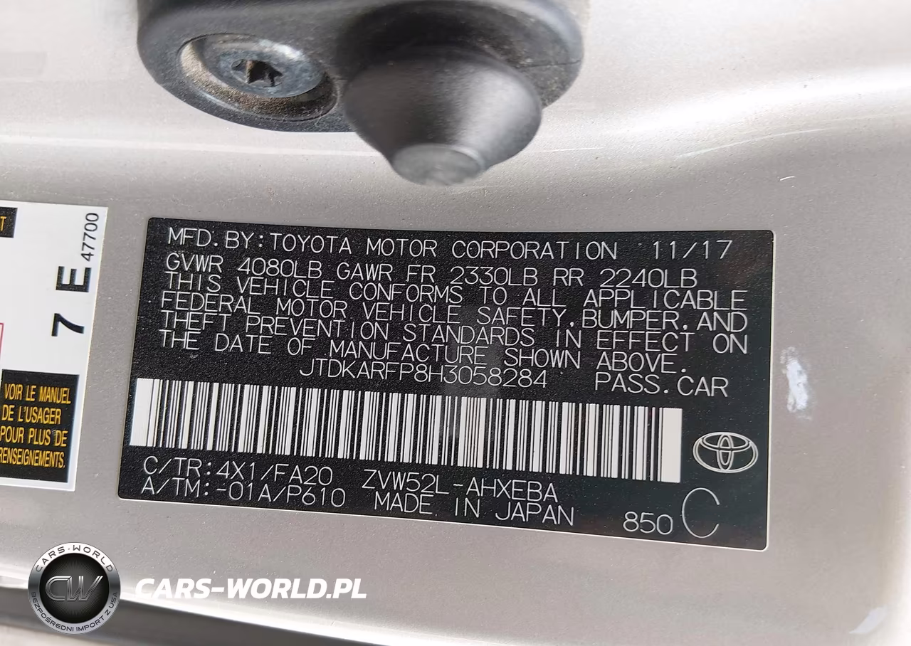 2017 Toyota Prius Prime Plus VIN:JTDKARFP8H3058284 - 9