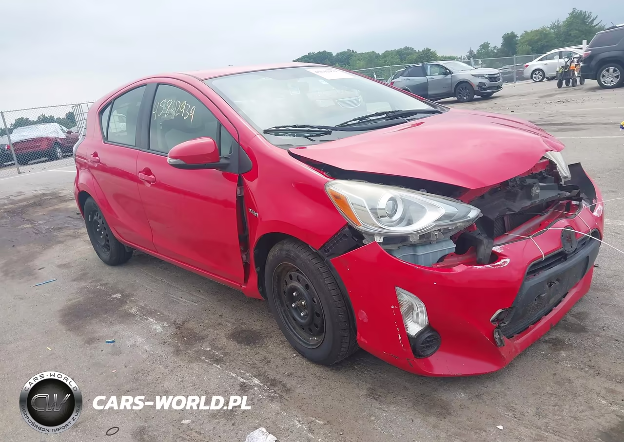 2015 Toyota Prius C One