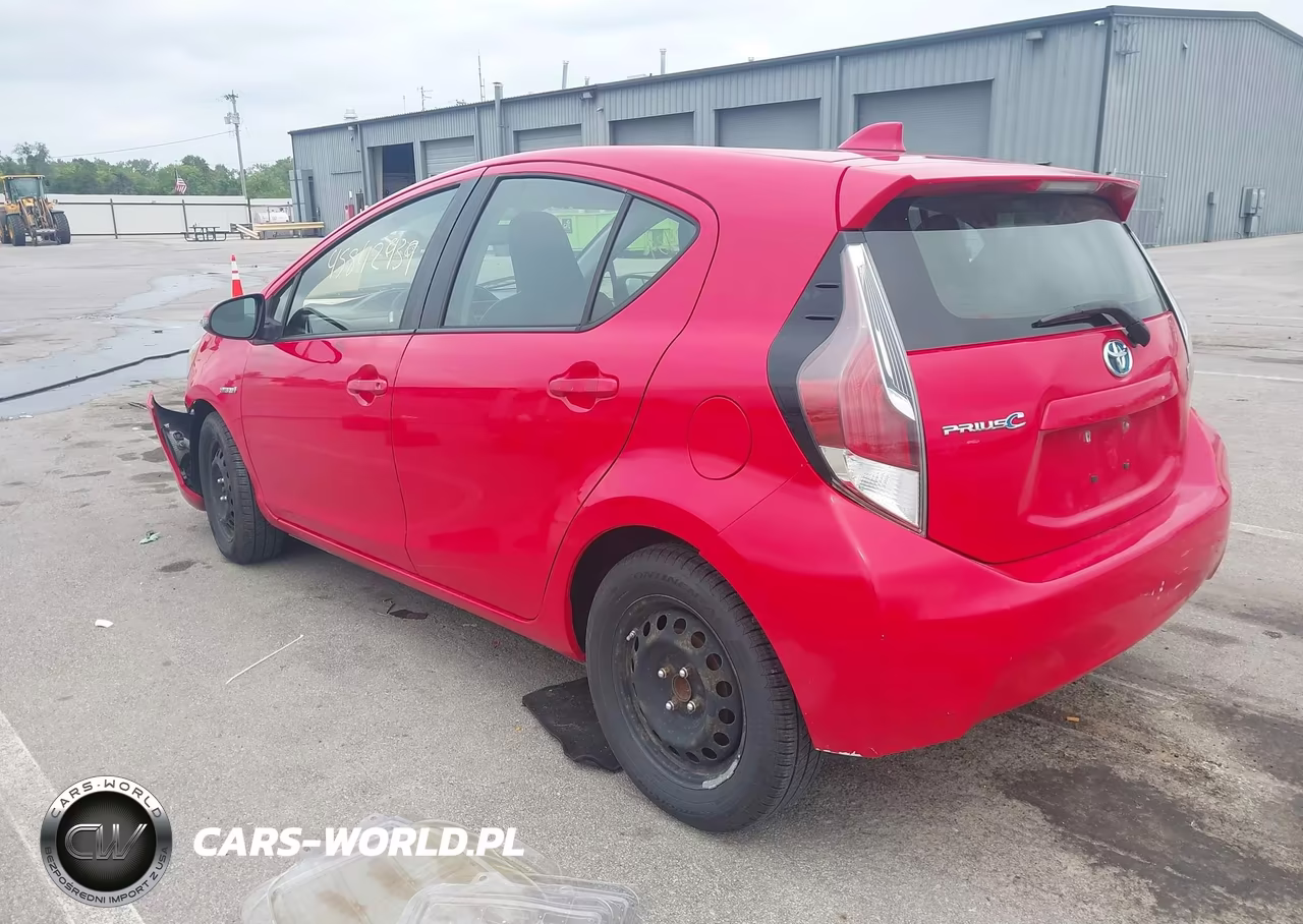 2015 Toyota Prius C One VIN:JTDKDTB32F1098361 - 3
