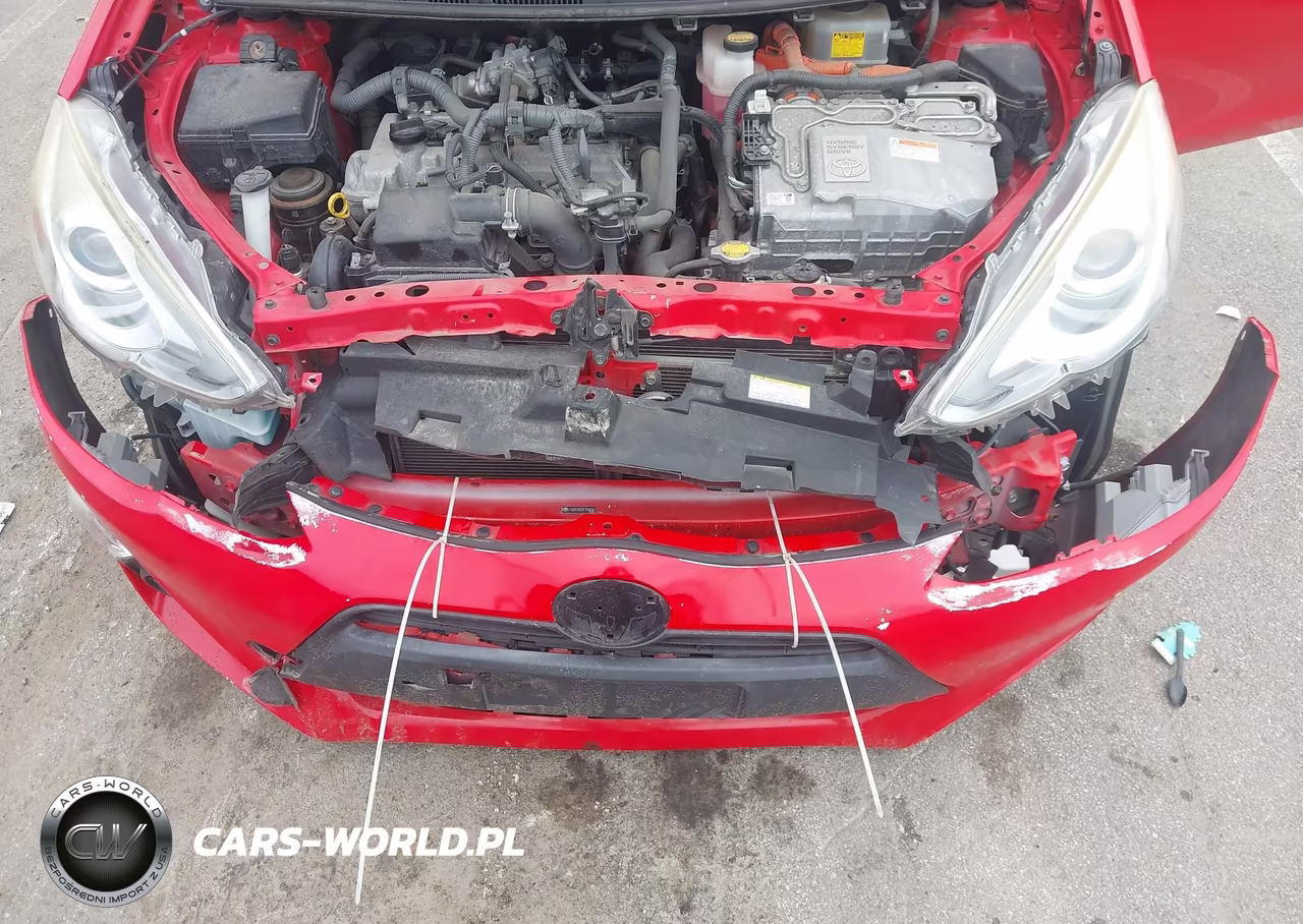 2015 Toyota Prius C One VIN:JTDKDTB32F1098361 - 6