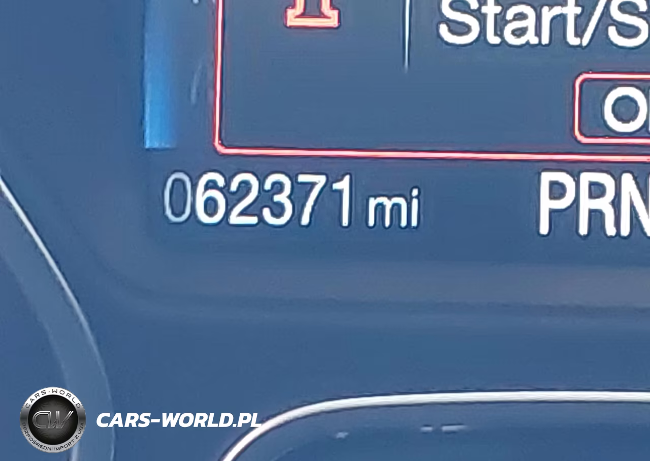 2018 Ford Focus Titanium VIN:1FADP3N26JL314105 - 15