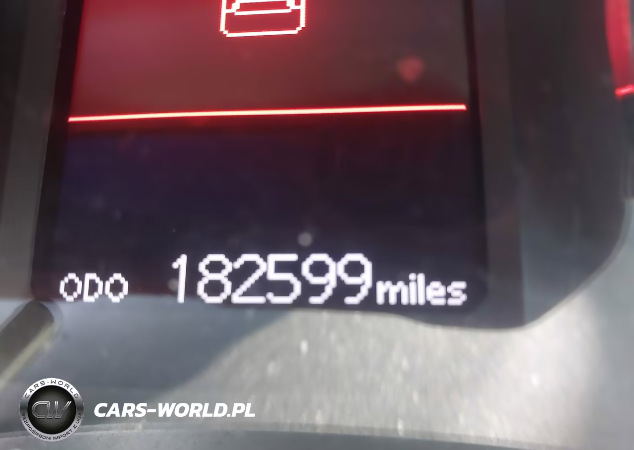 2018 Toyota Corolla Le VIN:5YFBURHE5JP800771 - 15
