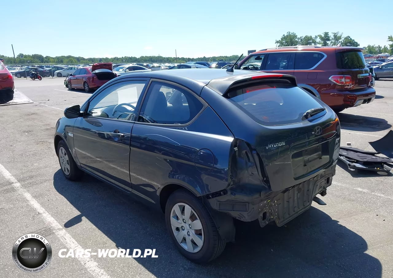 2010 Hyundai Accent Gs VIN:KMHCM3AC1AU168361 - 3