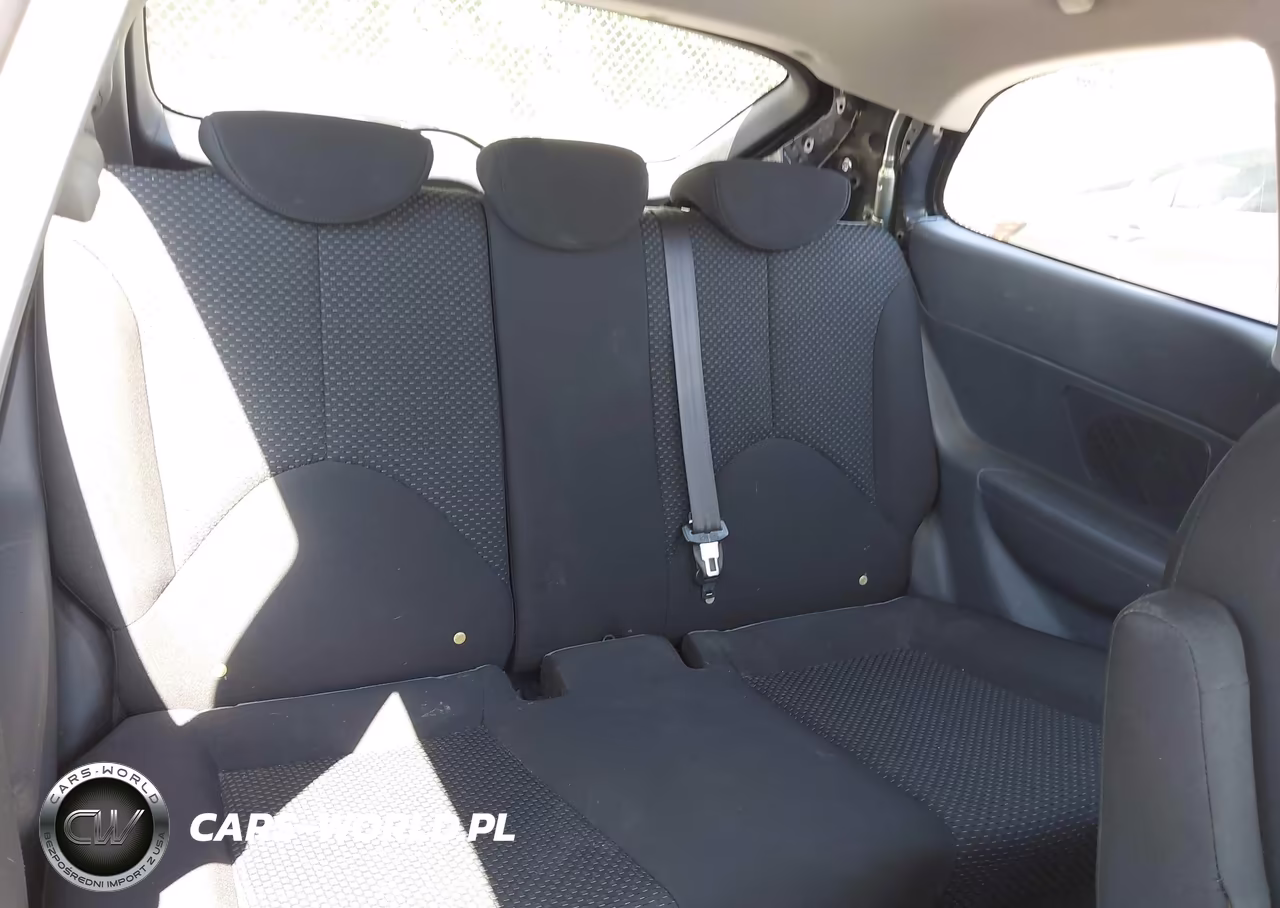 2010 Hyundai Accent Gs VIN:KMHCM3AC1AU168361 - 8