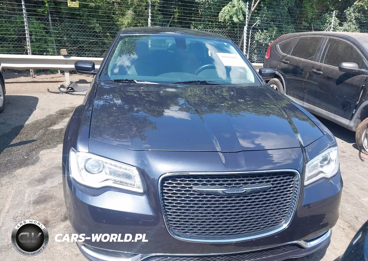 2016 Chrysler 300 Limited VIN:2C3CCAAG1GH313512 - 12