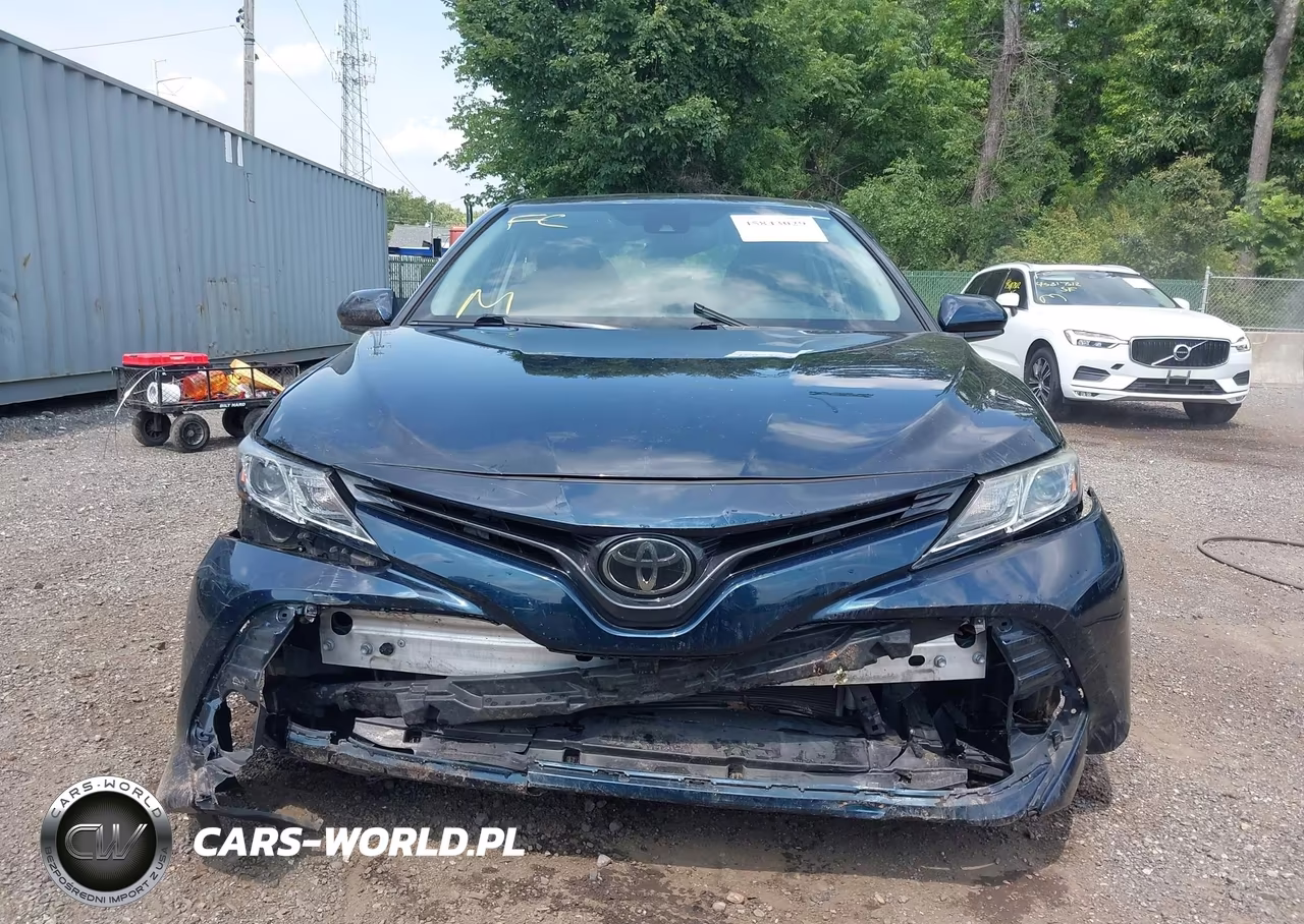 2019 Toyota Camry Le VIN:4T1B11HK0KU796788 - 13