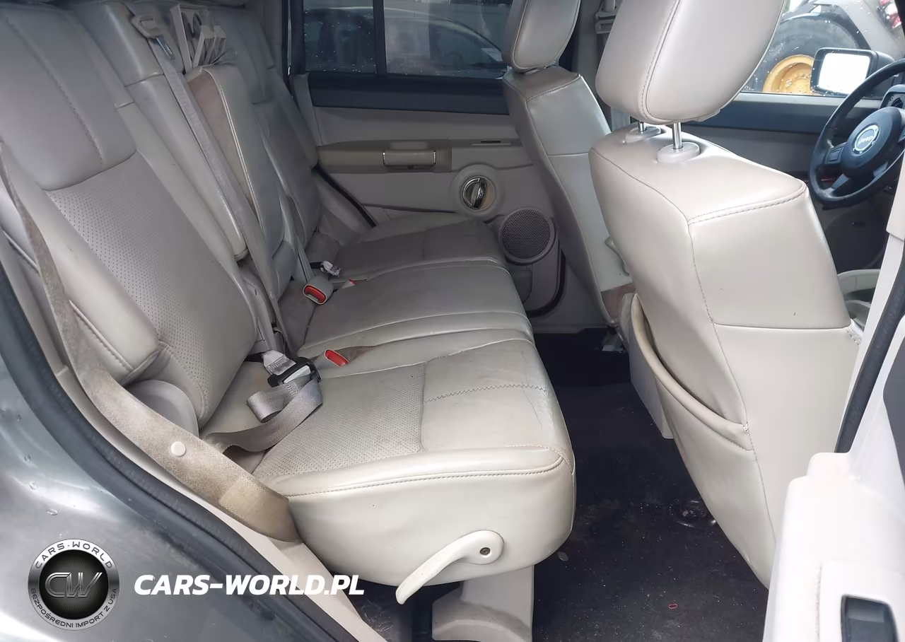 2007 Jeep Commander Limited VIN:1J8HH58247C673406 - 8