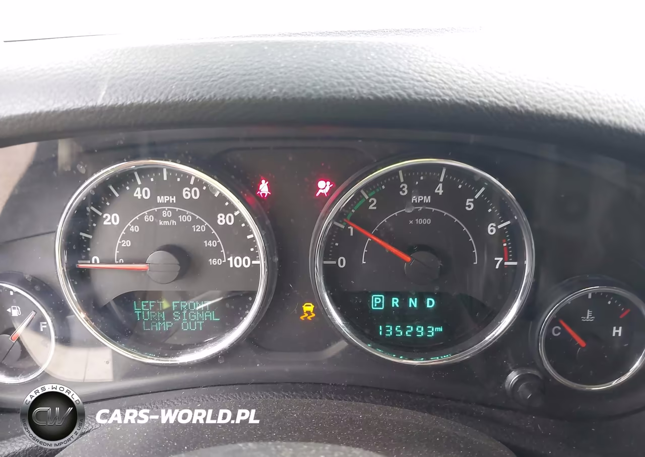 2015 Jeep Wrangler Willys Wheeler VIN:1C4AJWAG9FL592635 - 7