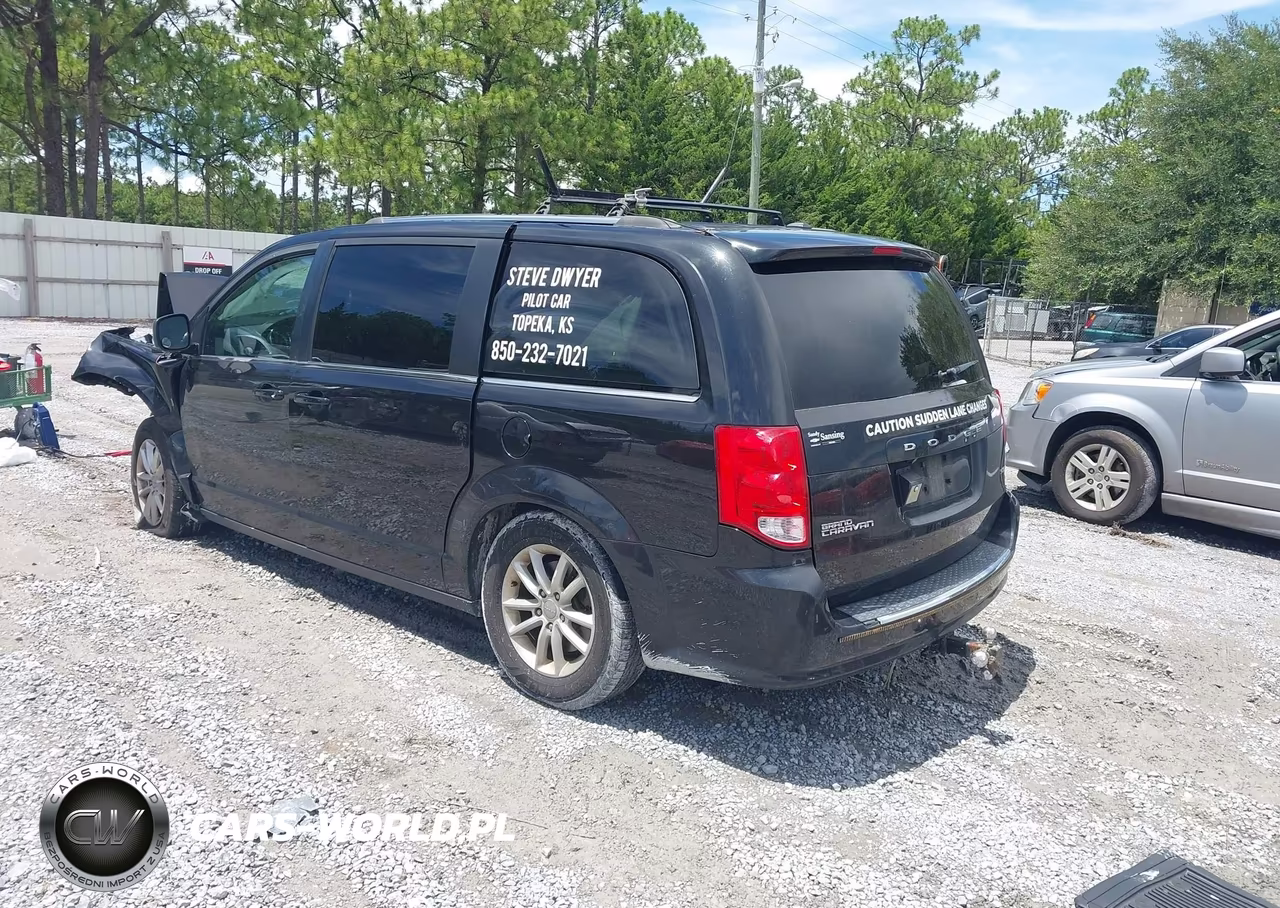 2019 Dodge Grand Caravan Sxt VIN:2C4RDGCG2KR586951 - 3