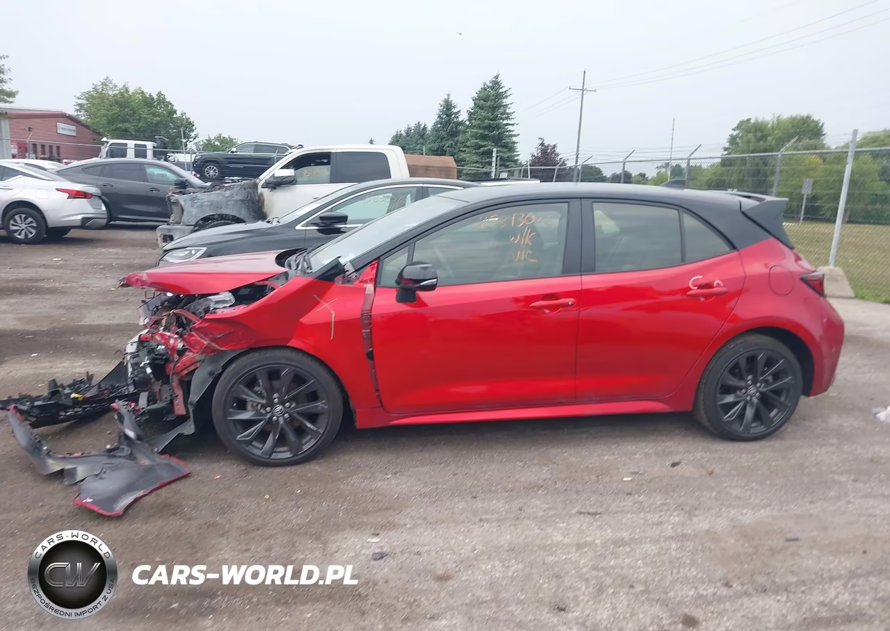 2025 Toyota Corolla Xse VIN:JTNC4MBE5S3246976 - 14