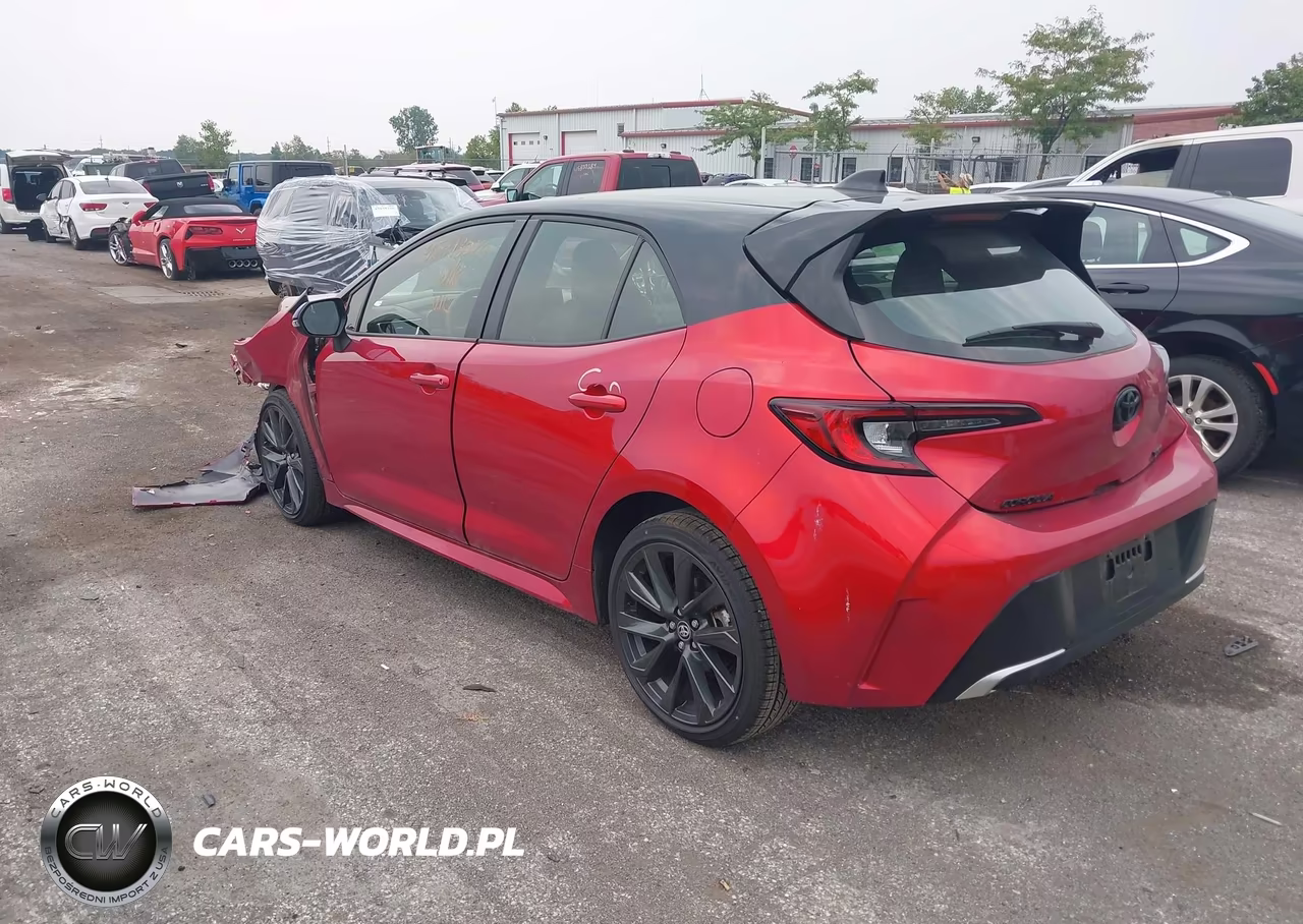 2025 Toyota Corolla Xse VIN:JTNC4MBE5S3246976 - 3