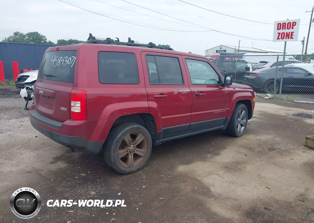 2015 Jeep Patriot High Altitude Edition VIN:1C4NJRFB3FD145115 - 4