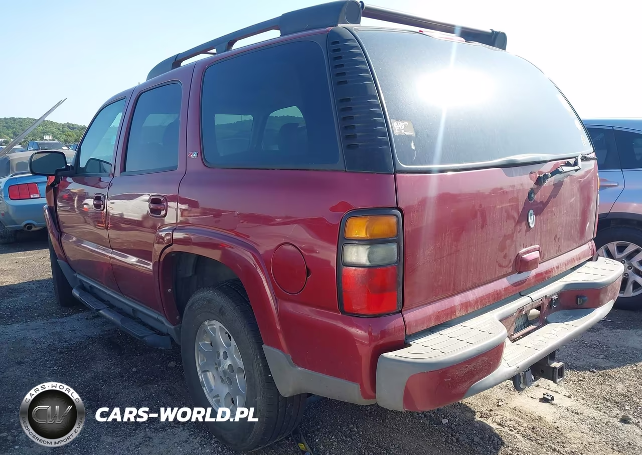 2005 Chevrolet Tahoe Z71 VIN:1GNEK13T85R158172 - 3