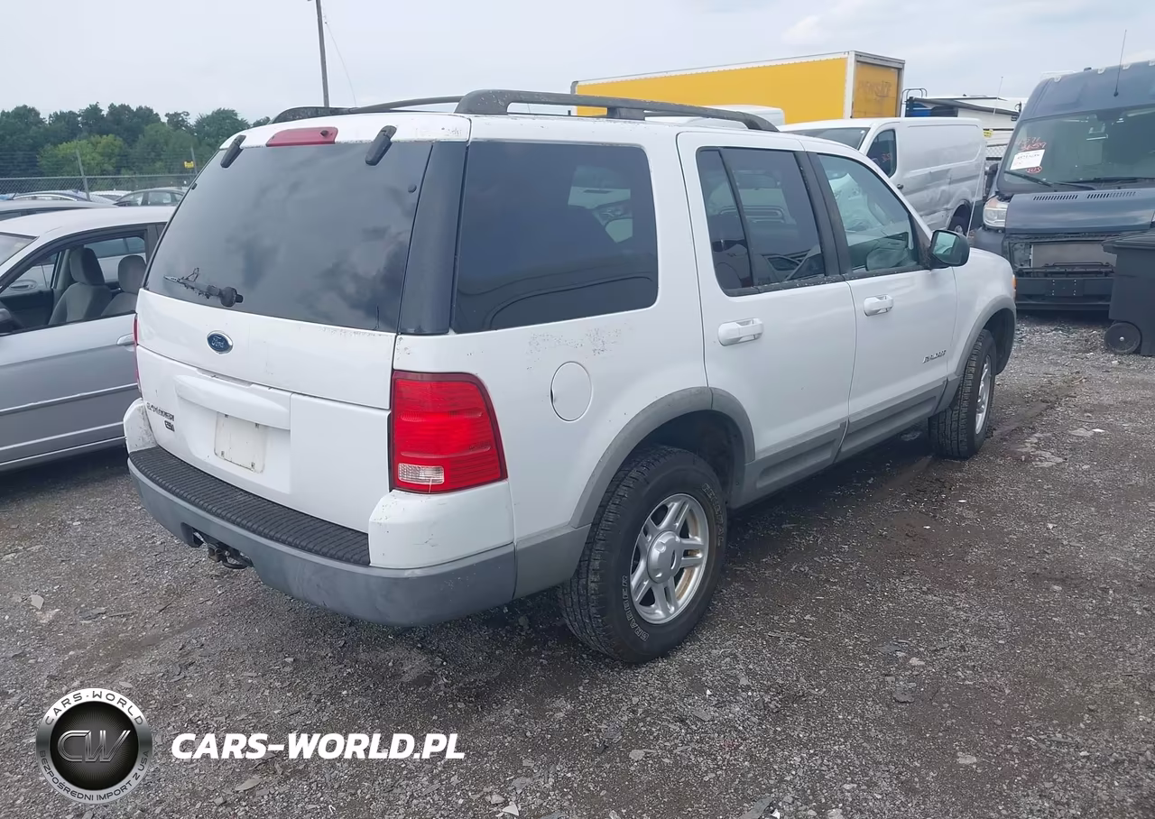 2002 Ford Explorer Xlt VIN:1FMZU73E32UB33239 - 4