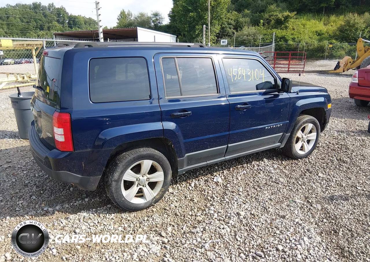 2012 Jeep Patriot Latitude VIN:1C4NJRFB3CD591535 - 4