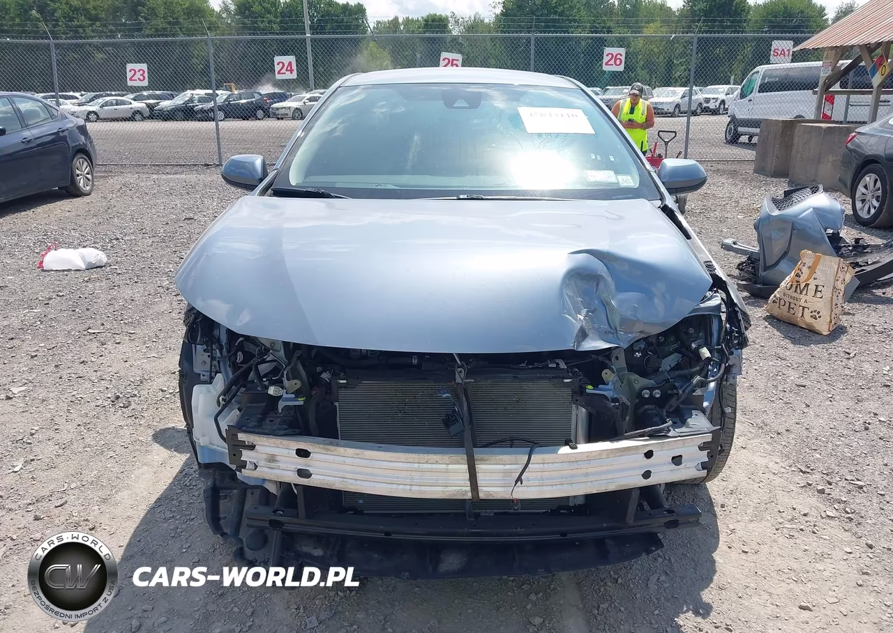 2022 Toyota Corolla Le VIN:5YFEPMAE0NP384331 - 13