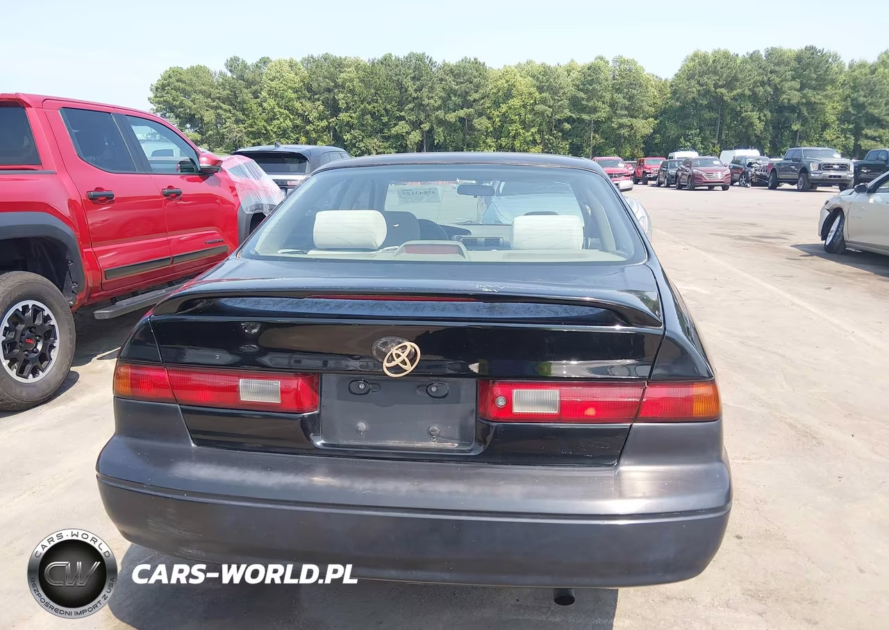 1999 Toyota Camry Le VIN:4T1BG22K9XU615630 - 16