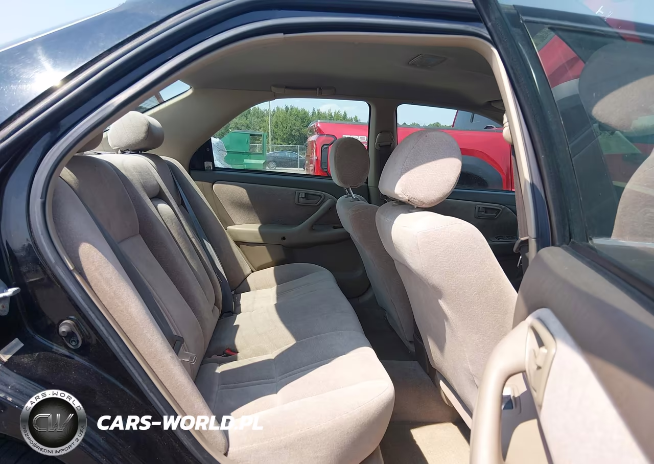 1999 Toyota Camry Le VIN:4T1BG22K9XU615630 - 8