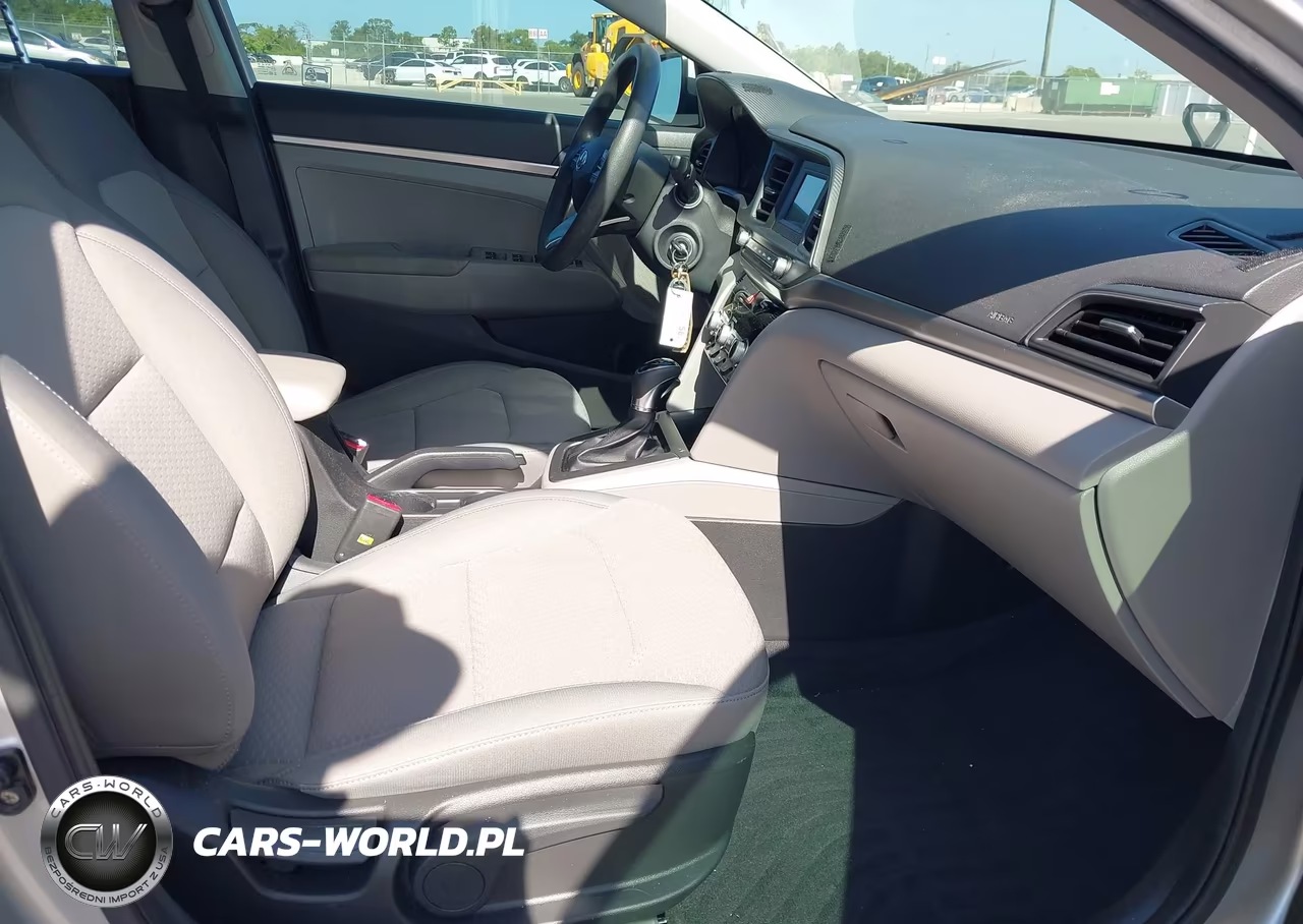 2020 Hyundai Elantra Sel VIN:5NPD84LF2LH537932 - 5