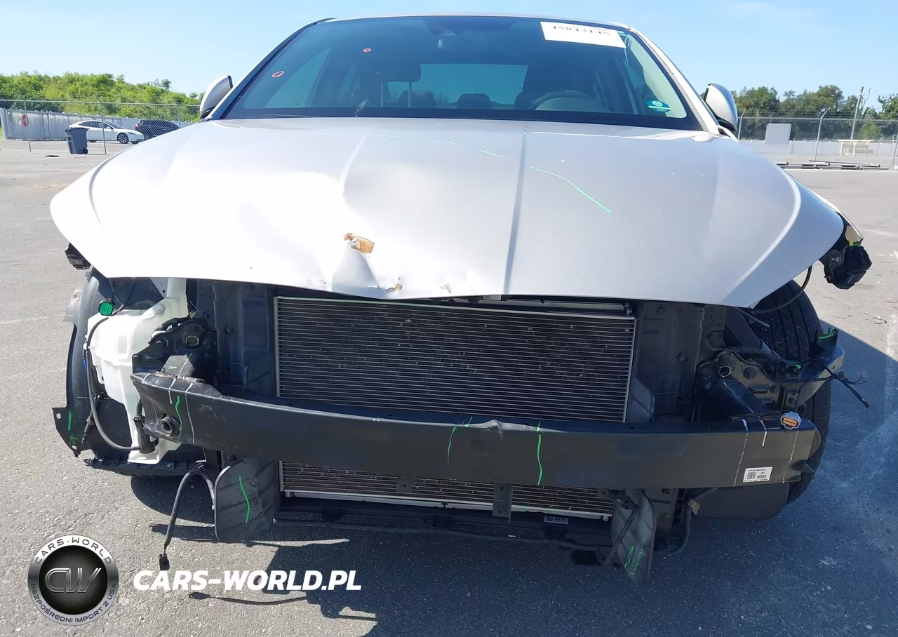 2020 Hyundai Elantra Sel VIN:5NPD84LF2LH537932 - 6