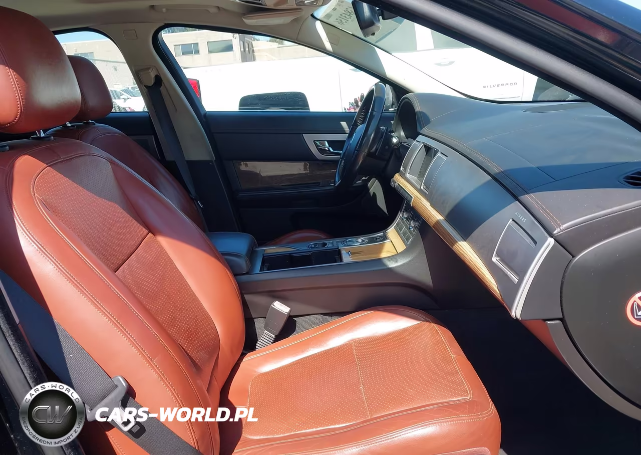 2009 Jaguar Xf Supercharged VIN:SAJWA07C991R25179 - 5