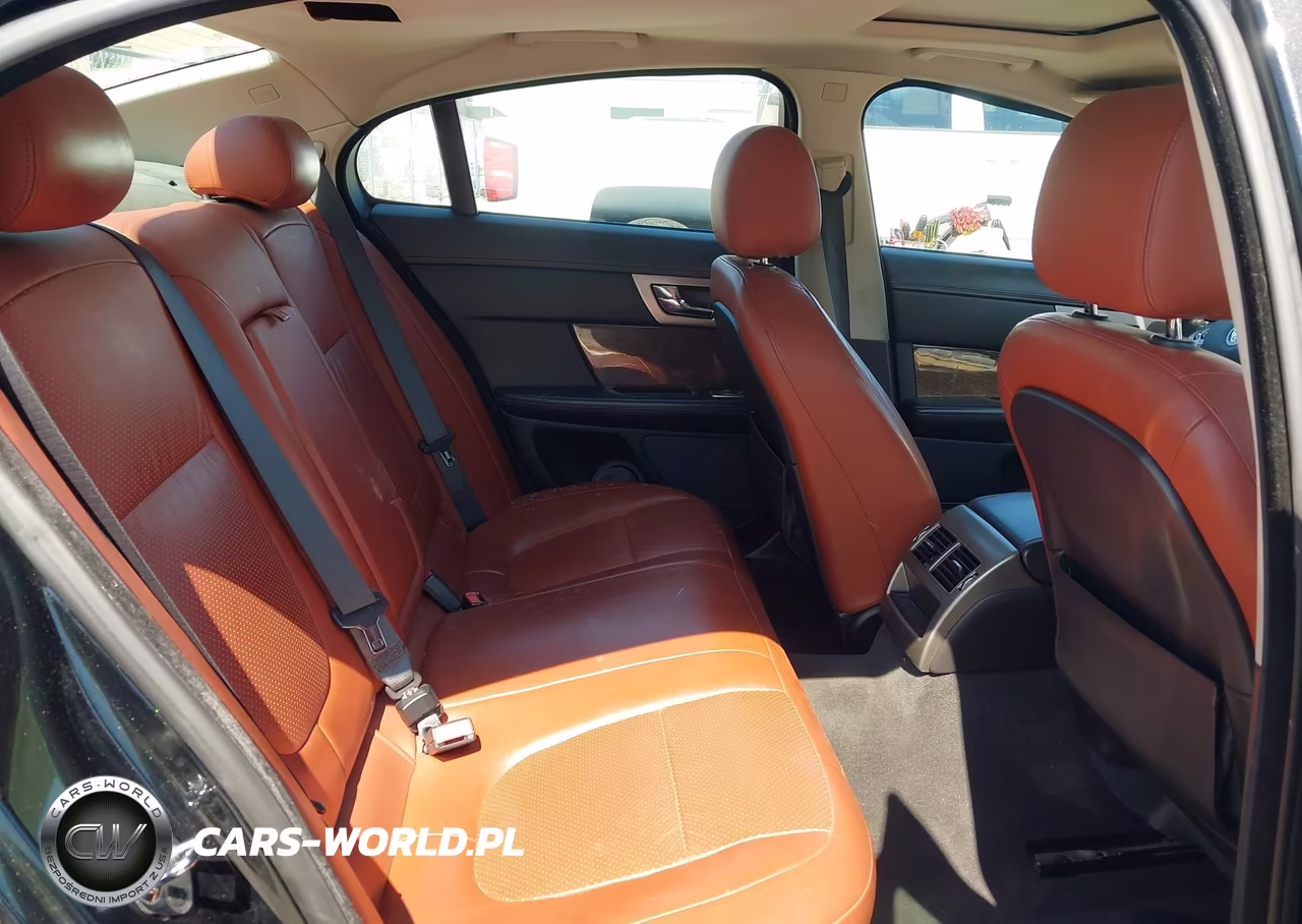 2009 Jaguar Xf Supercharged VIN:SAJWA07C991R25179 - 8
