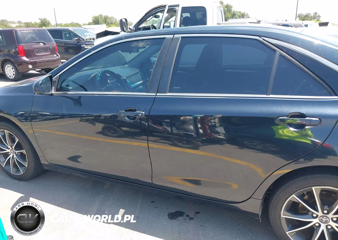 2017 Toyota Camry Xse VIN:4T1BF1FK0HU411968 - 14