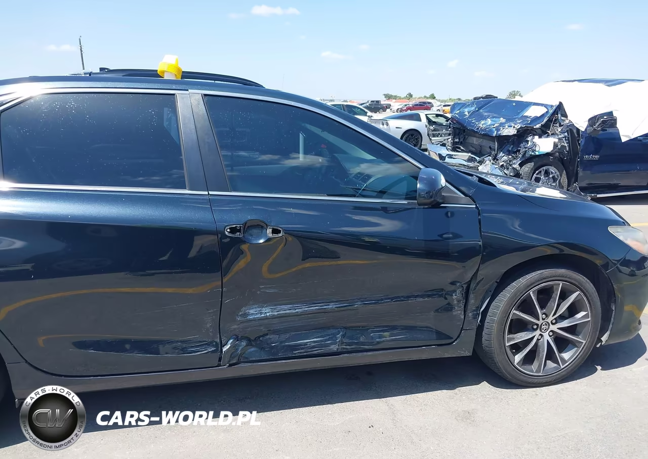 2017 Toyota Camry Xse VIN:4T1BF1FK0HU411968 - 6