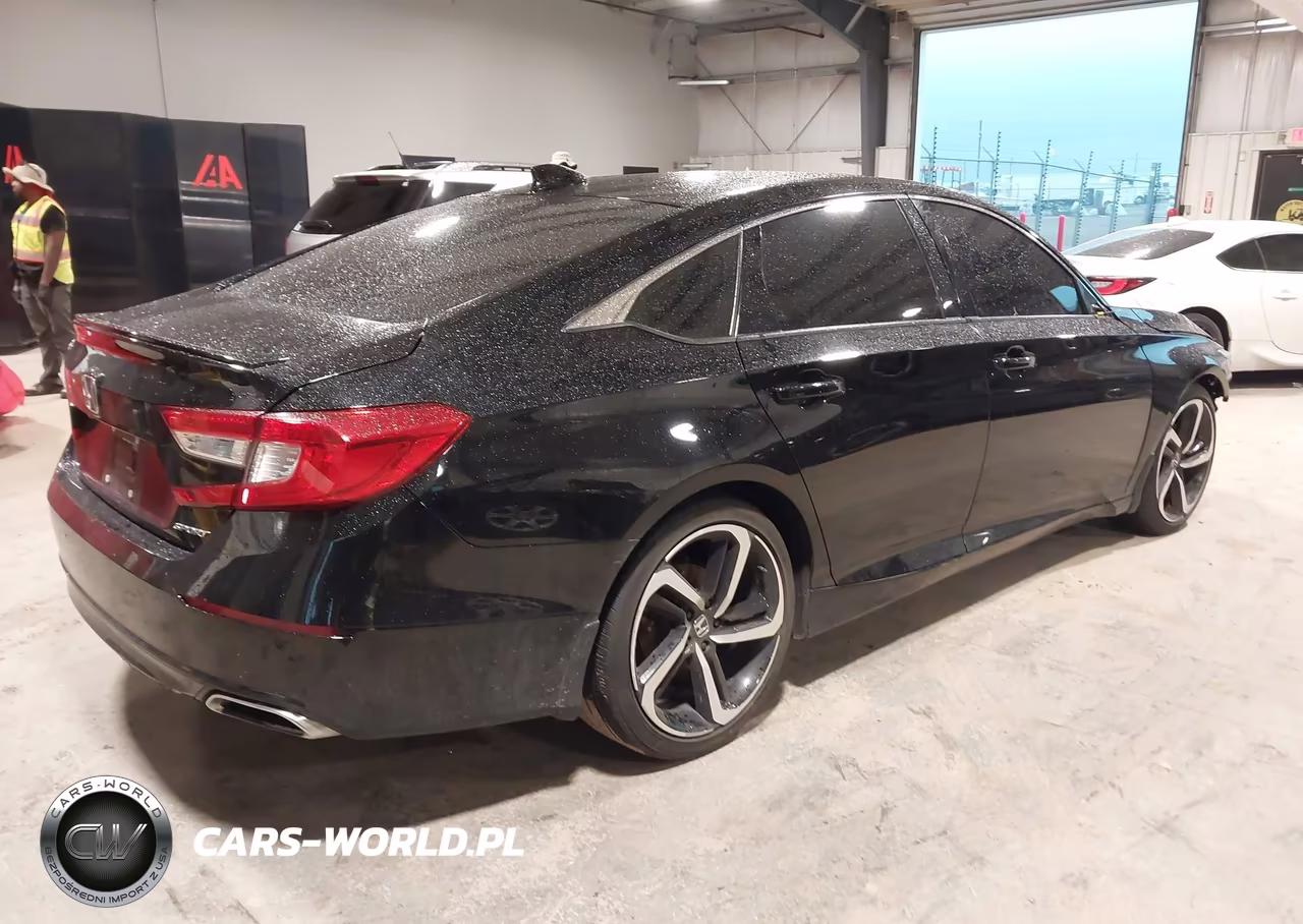 2022 Honda Accord Sport VIN:1HGCV1F34NA105892 - 4