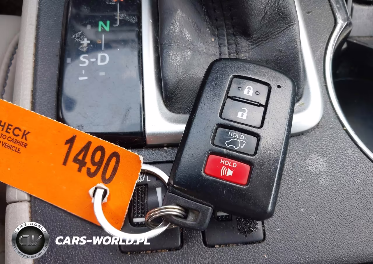 2019 Toyota Highlander Xle VIN:5TDJZRFH6KS572430 - 11