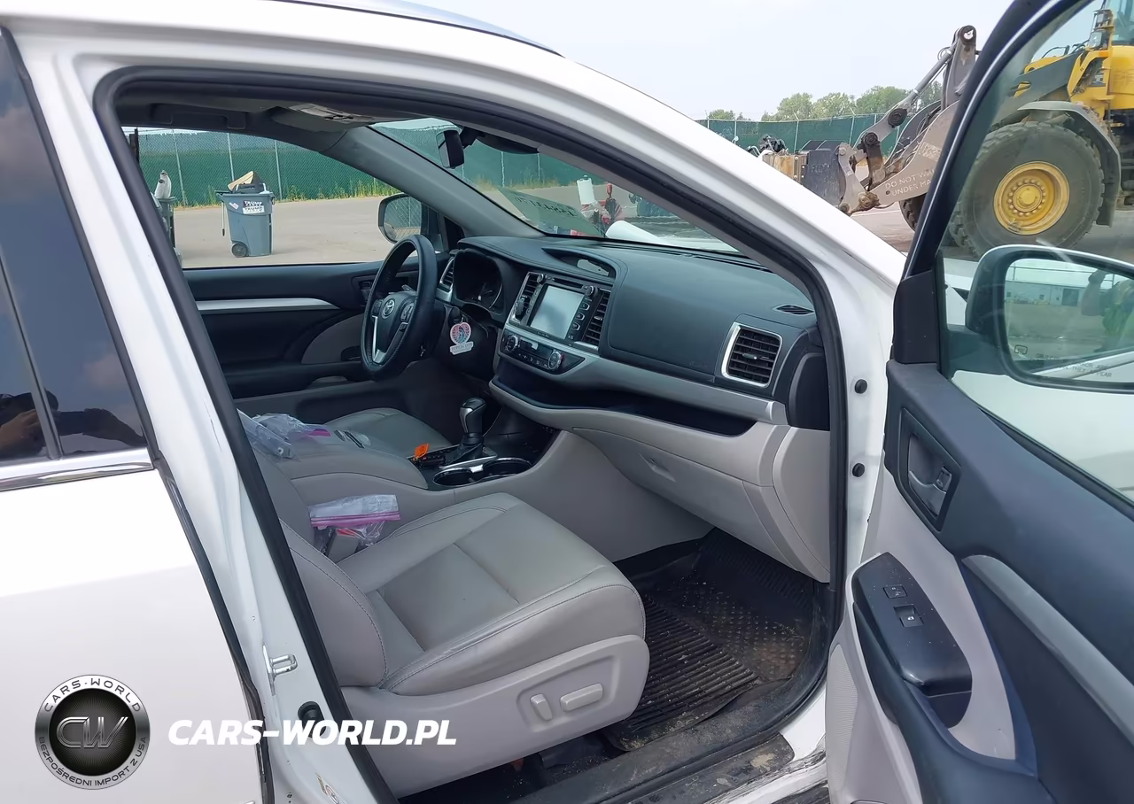 2019 Toyota Highlander Xle VIN:5TDJZRFH6KS572430 - 5