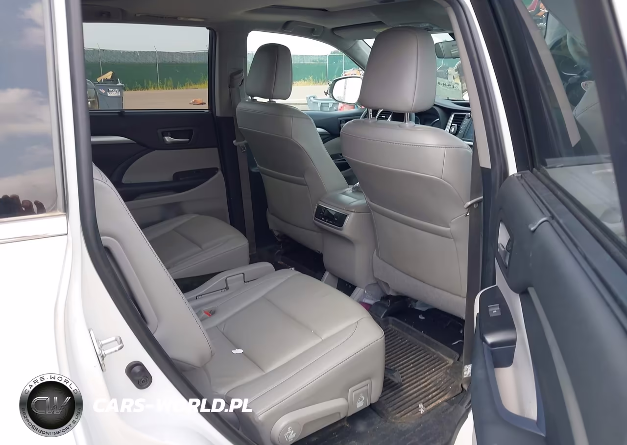 2019 Toyota Highlander Xle VIN:5TDJZRFH6KS572430 - 8