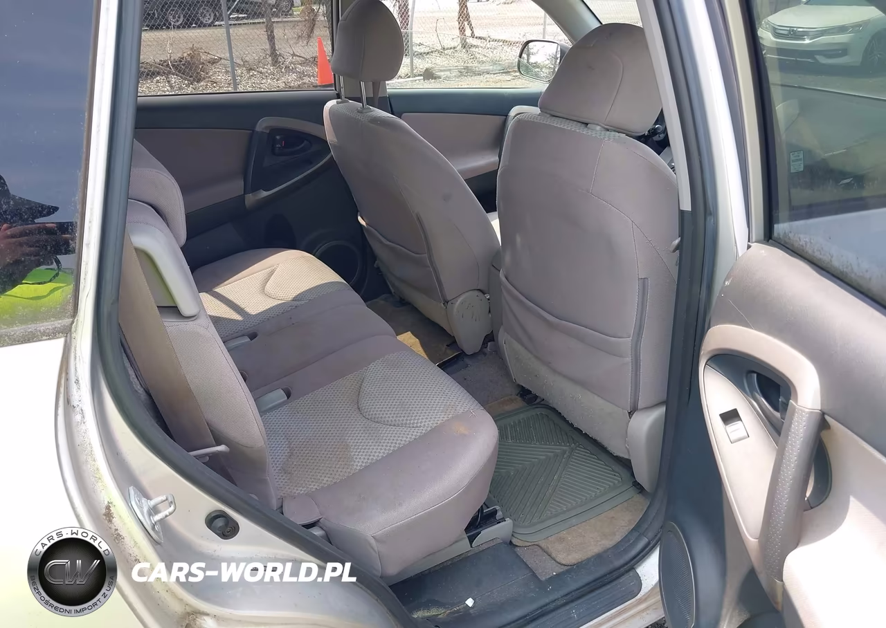 2006 Toyota Rav4 VIN:JTMBD33V765020425 - 8