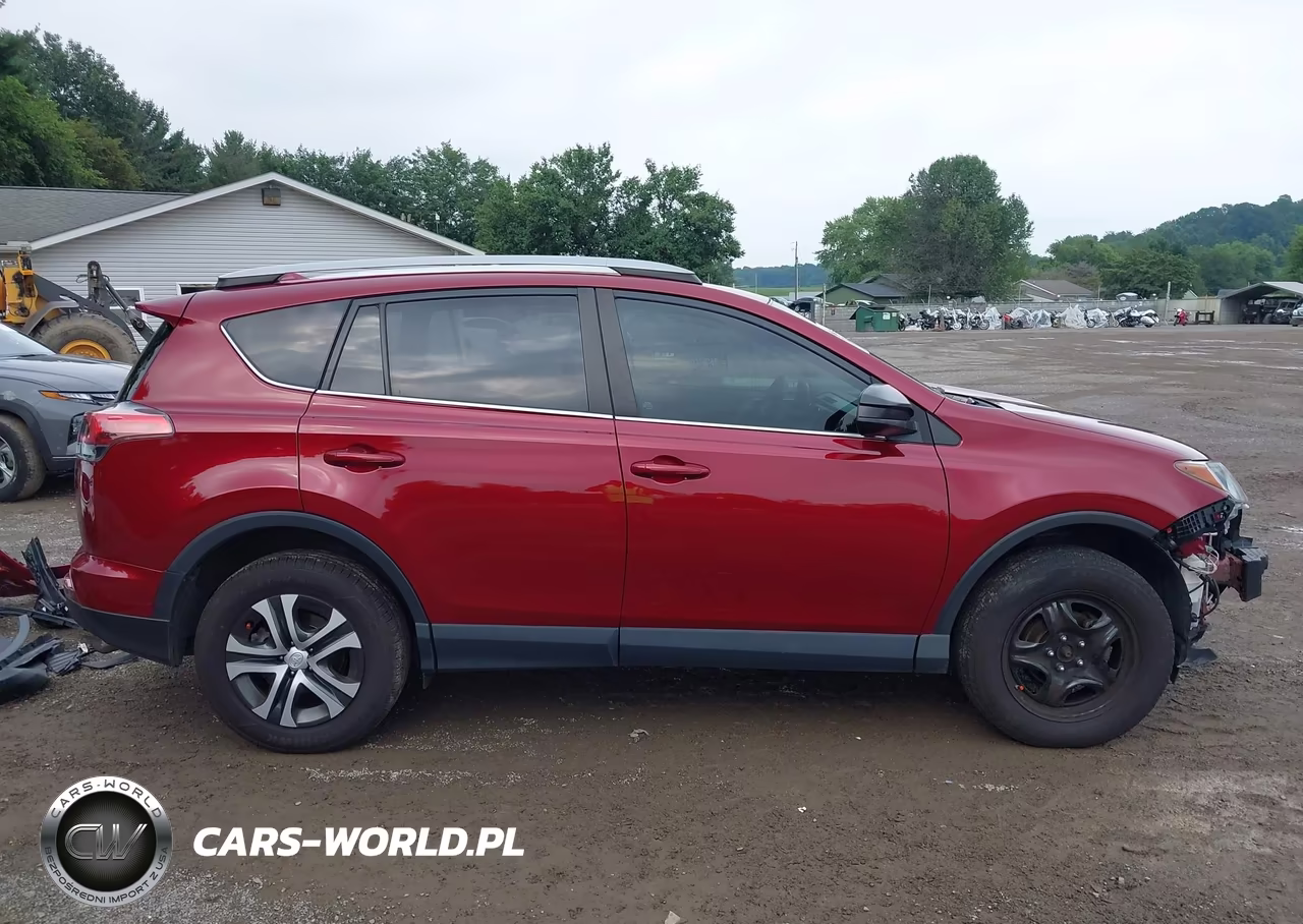 2018 Toyota Rav4 Le VIN:2T3BFREV9JW790671 - 14