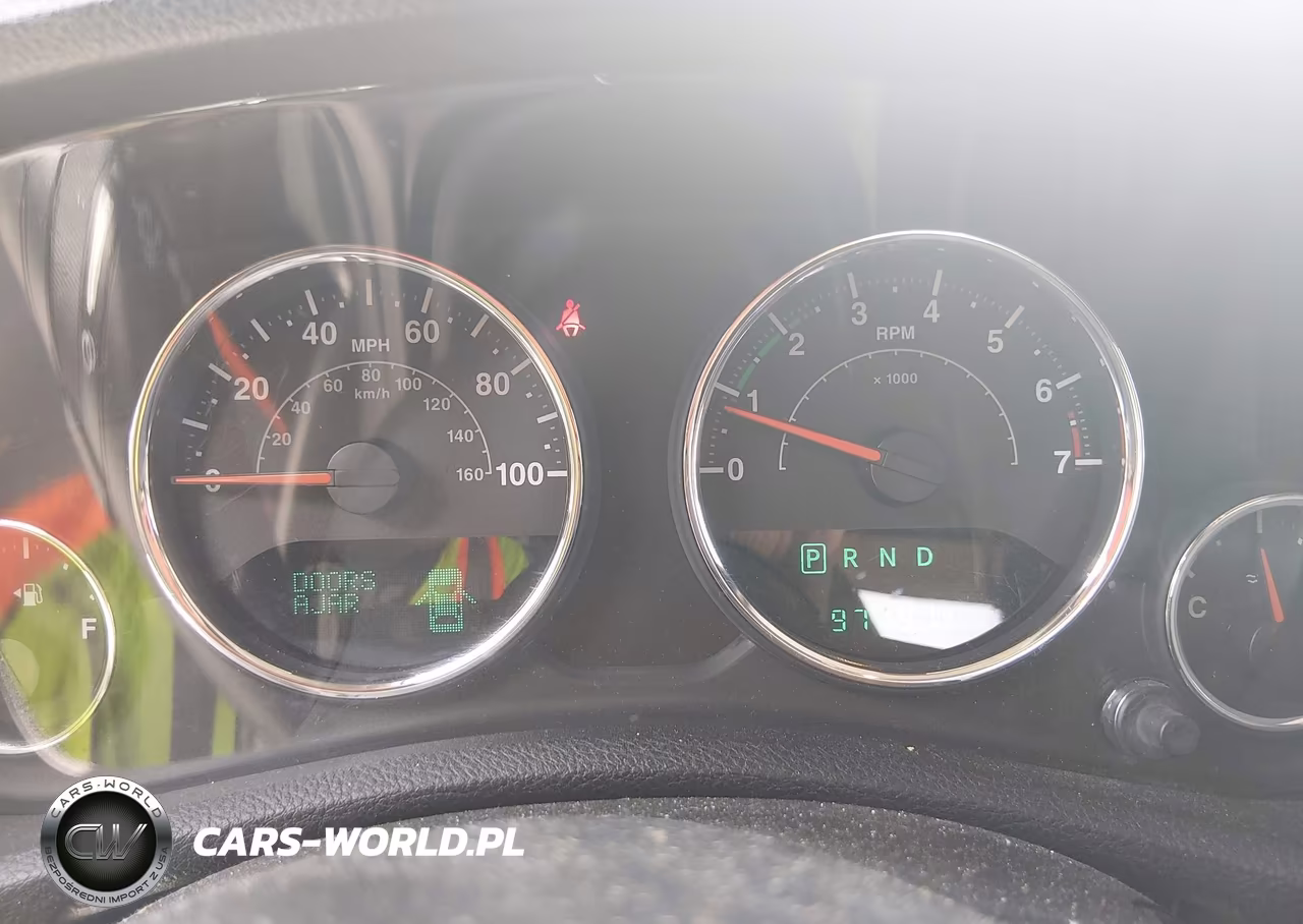 2018 Jeep Wrangler Jk Unlimited Sport S 4X4 VIN:1C4HJWDG6JL925781 - 7