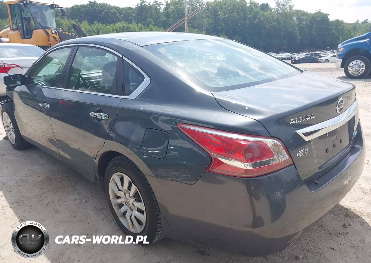 2013 Nissan Altima 2.5 S VIN:1N4AL3AP3DN560456 - 3