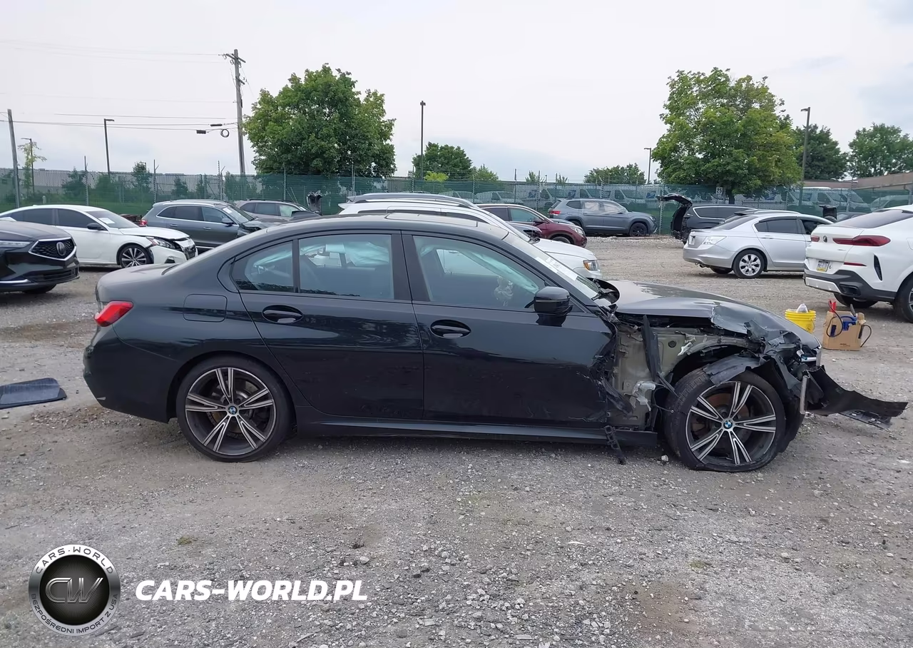 2019 BMW 330I xDrive VIN:WBA5R7C56KFH15389 - 13