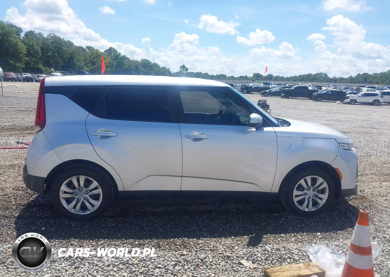 2021 Kia Soul Lx VIN:KNDJ23AUXM7781947 - 13