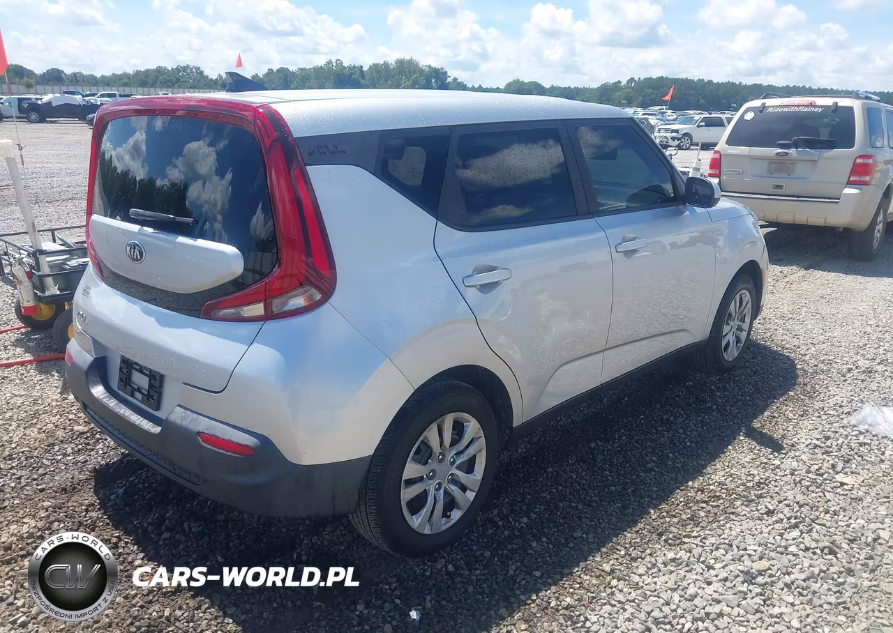 2021 Kia Soul Lx VIN:KNDJ23AUXM7781947 - 4