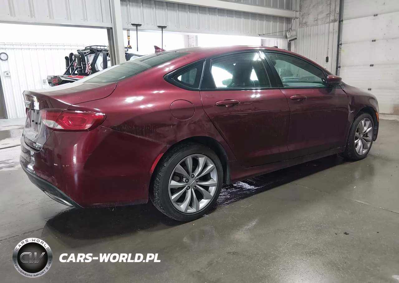 2015 Chrysler 200 S VIN:1C3CCCDG6FN718035 - 4