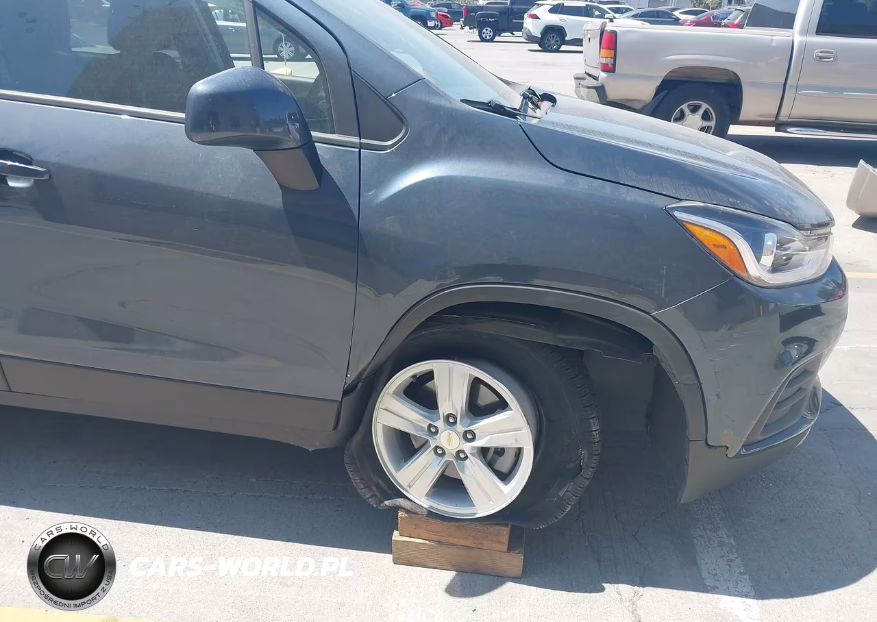 2022 Chevrolet Trax Fwd Lt VIN:KL7CJLSM6NB566796 - 11