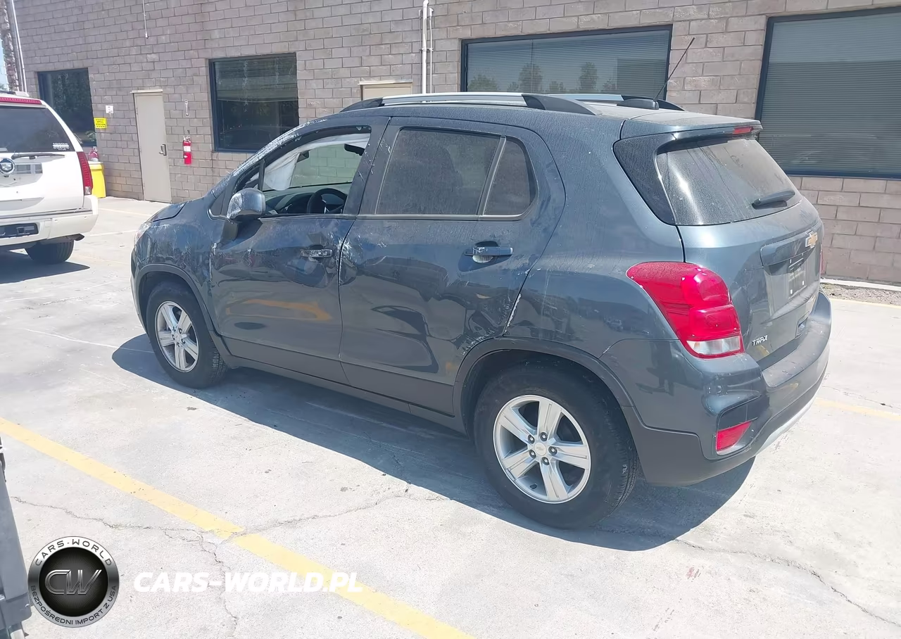 2022 Chevrolet Trax Fwd Lt VIN:KL7CJLSM6NB566796 - 3