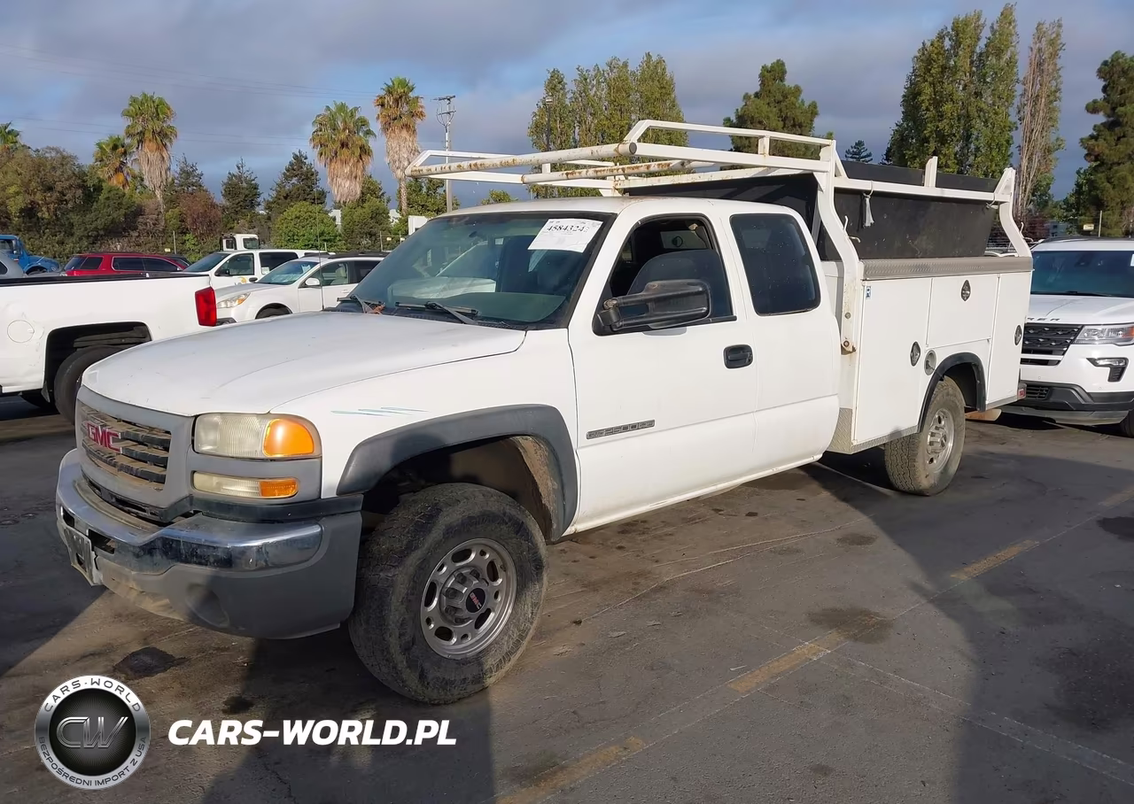 2005 GMC Sierra 2500Hd Work Truck VIN:1GDHC29U15E299967 - 2
