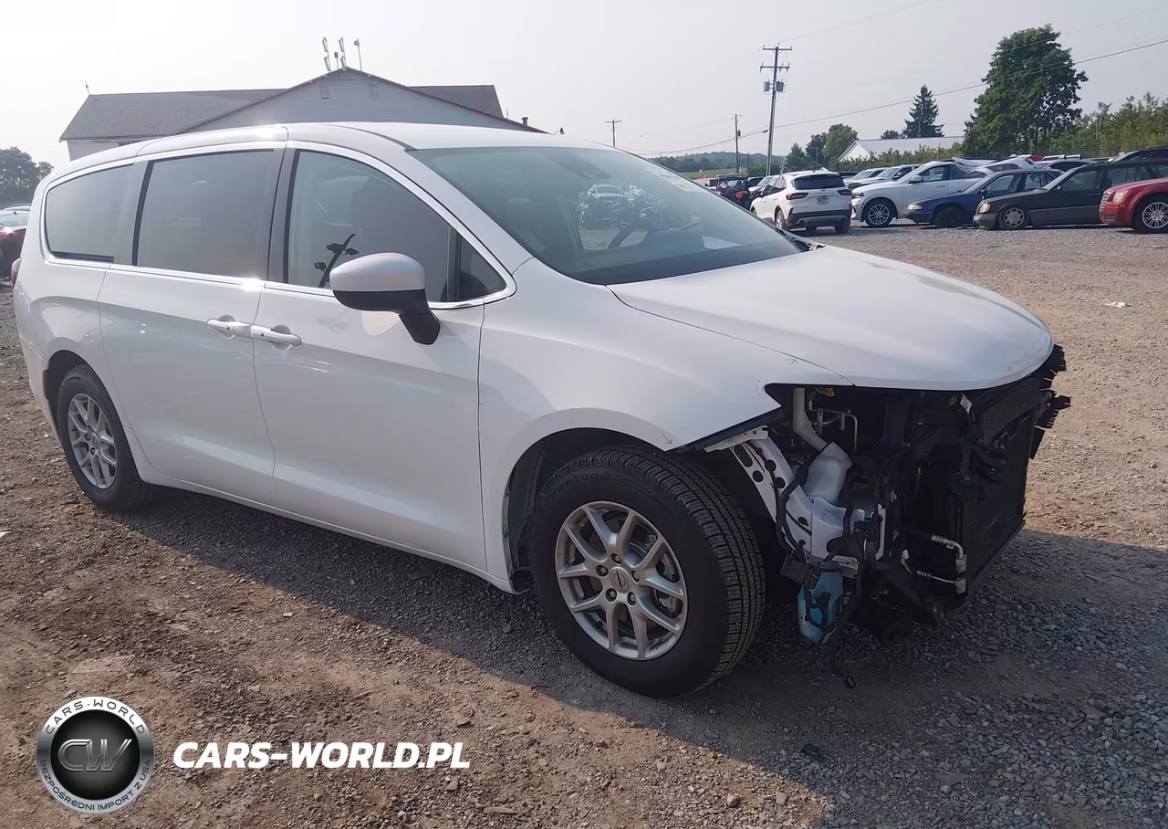 2023 Chrysler Voyager Lx – zdjęcie 1 z 16