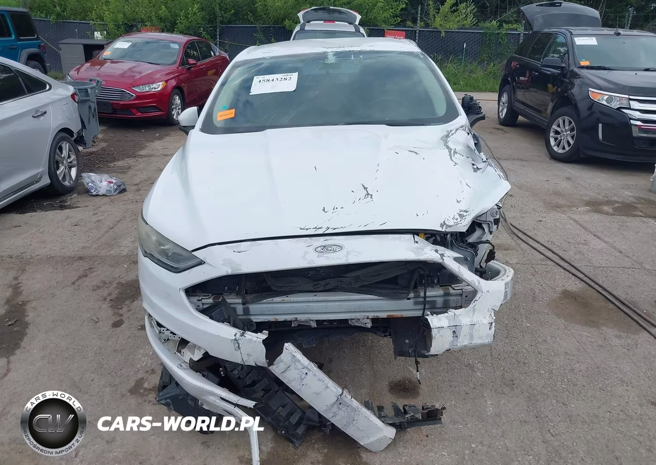 2018 Ford Fusion Hybrid S VIN:3FA6P0UU4JR101035 - 13