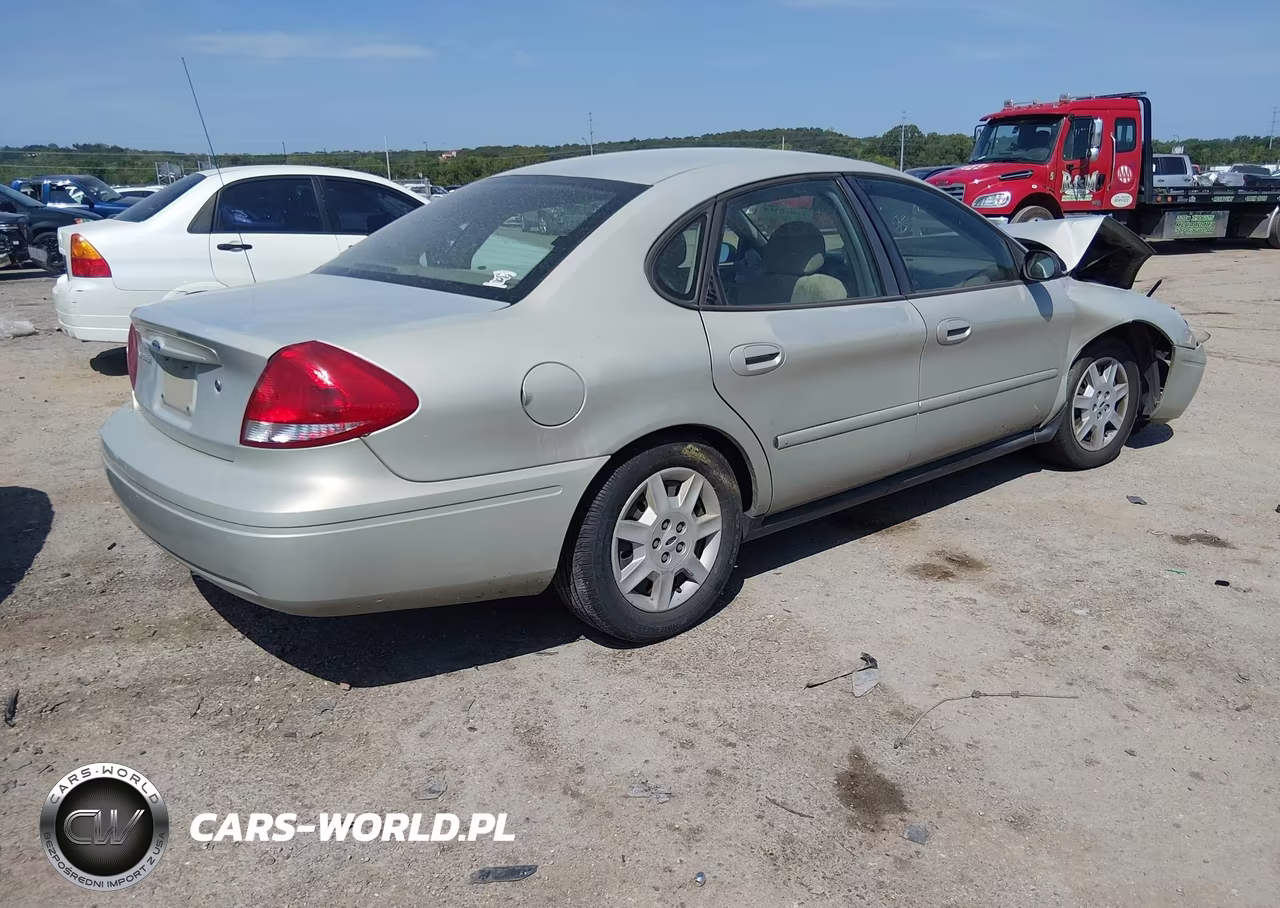 2007 Ford Taurus Se VIN:1FAFP53U17A102757 - 4
