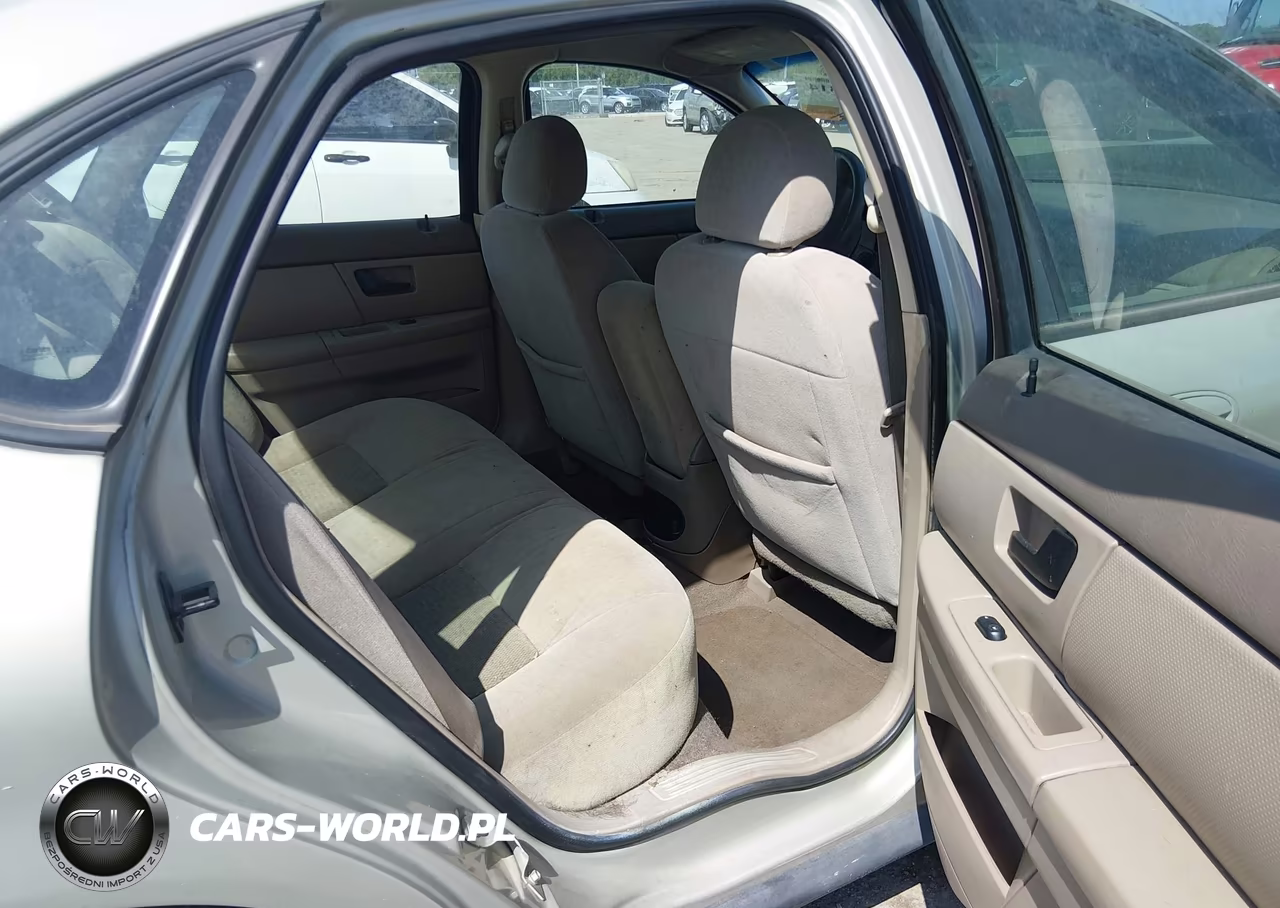 2007 Ford Taurus Se VIN:1FAFP53U17A102757 - 8