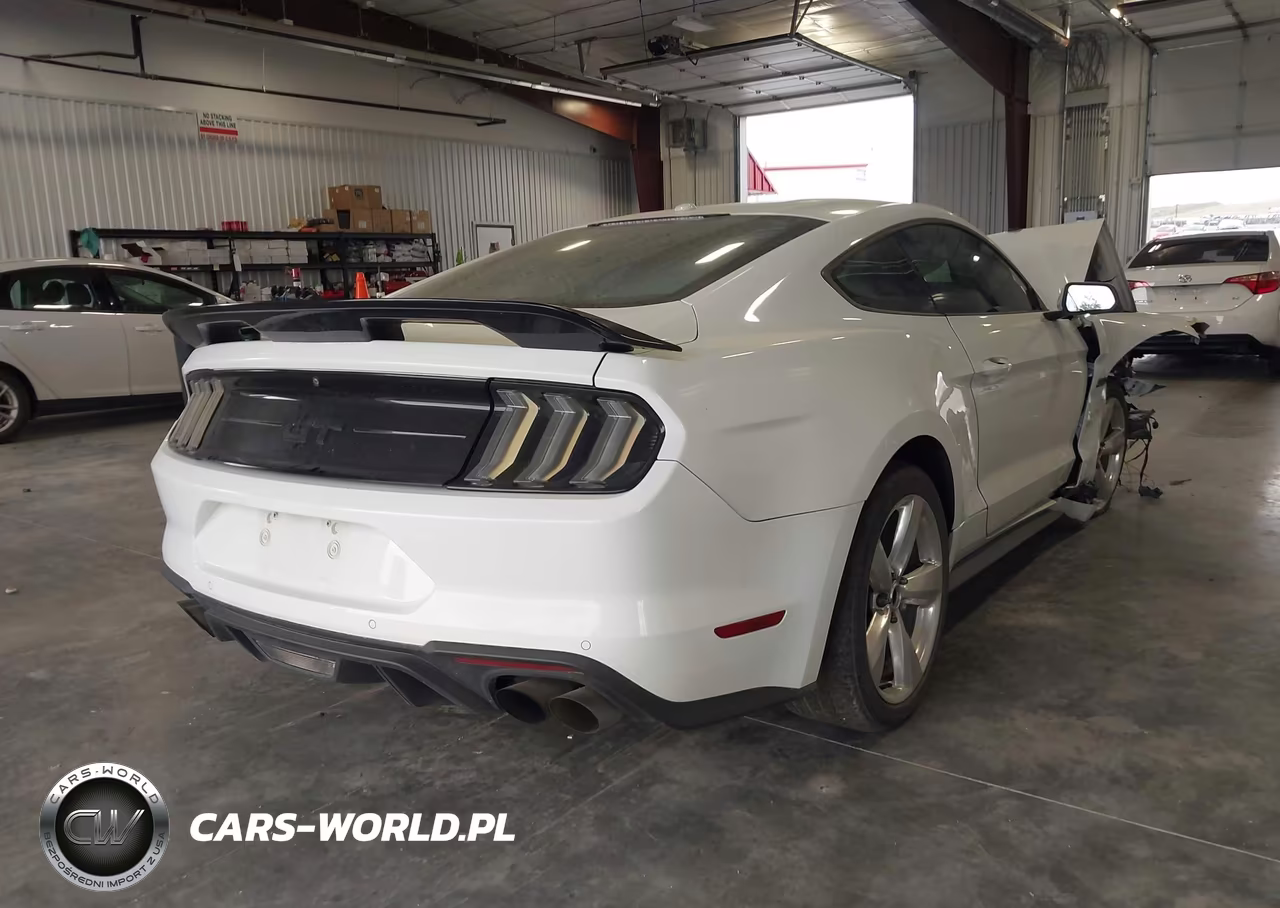 2018 Ford Mustang Gt Premium VIN:1FA6P8CF7J5126273 - 4