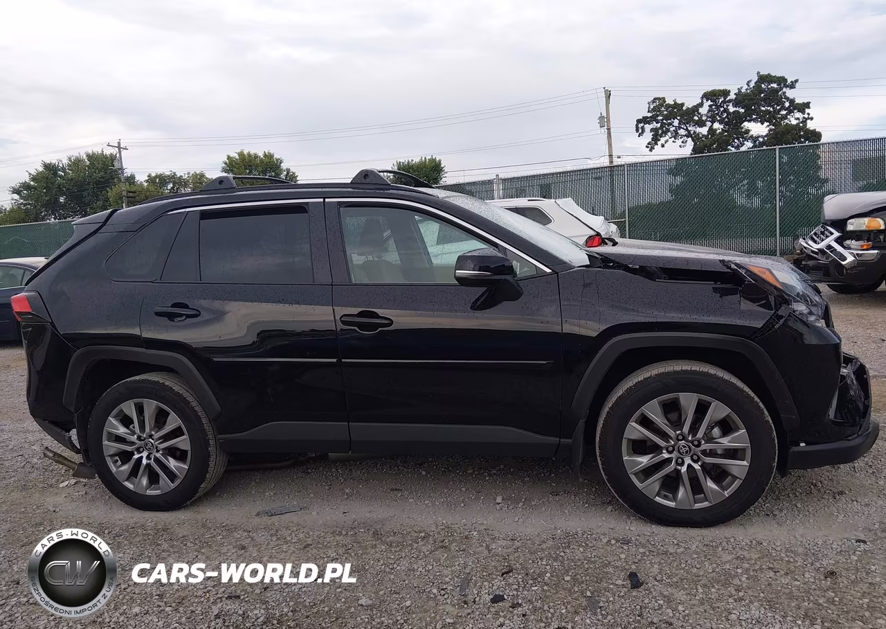 2023 Toyota Rav4 Xle Premium VIN:2T3A1RFV1PW388225 - 13