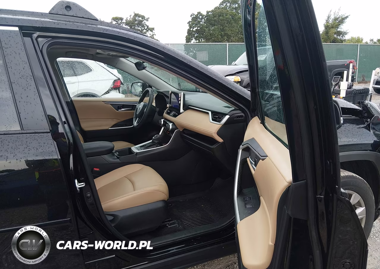 2023 Toyota Rav4 Xle Premium VIN:2T3A1RFV1PW388225 - 5